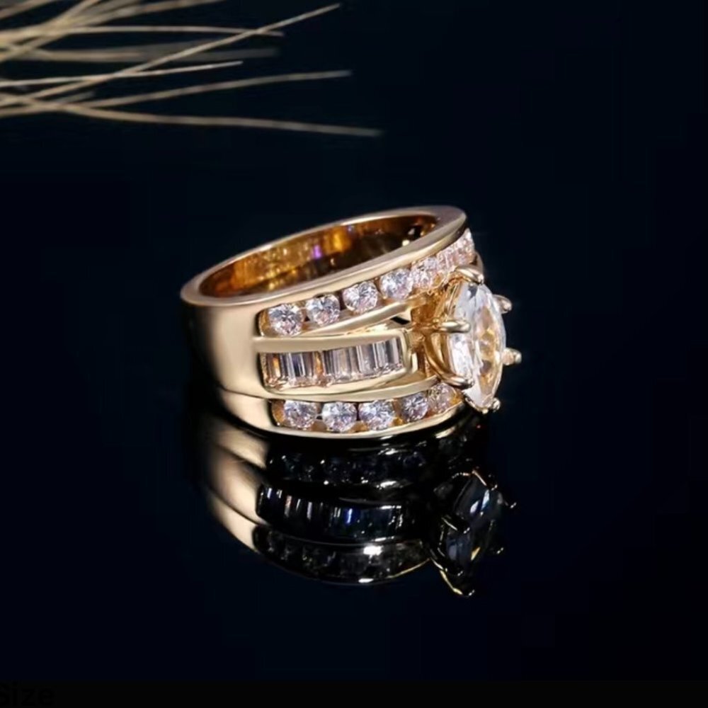 Stunning Gold Cubic Zirconia Multi Stone Fashion Ring